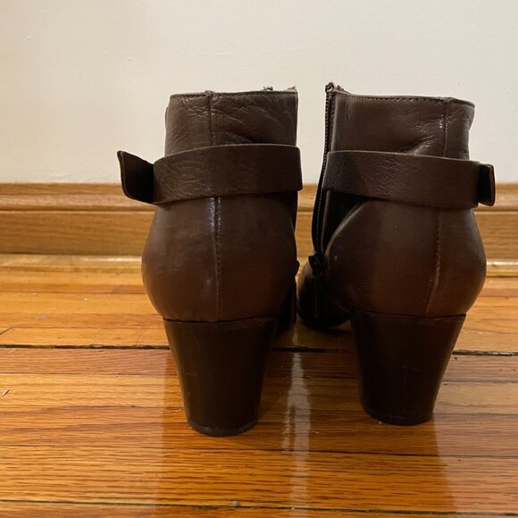 Heeled Ankle Boots. Leather, made in Italy. EU 42, US 11 - Picture 5 of 9